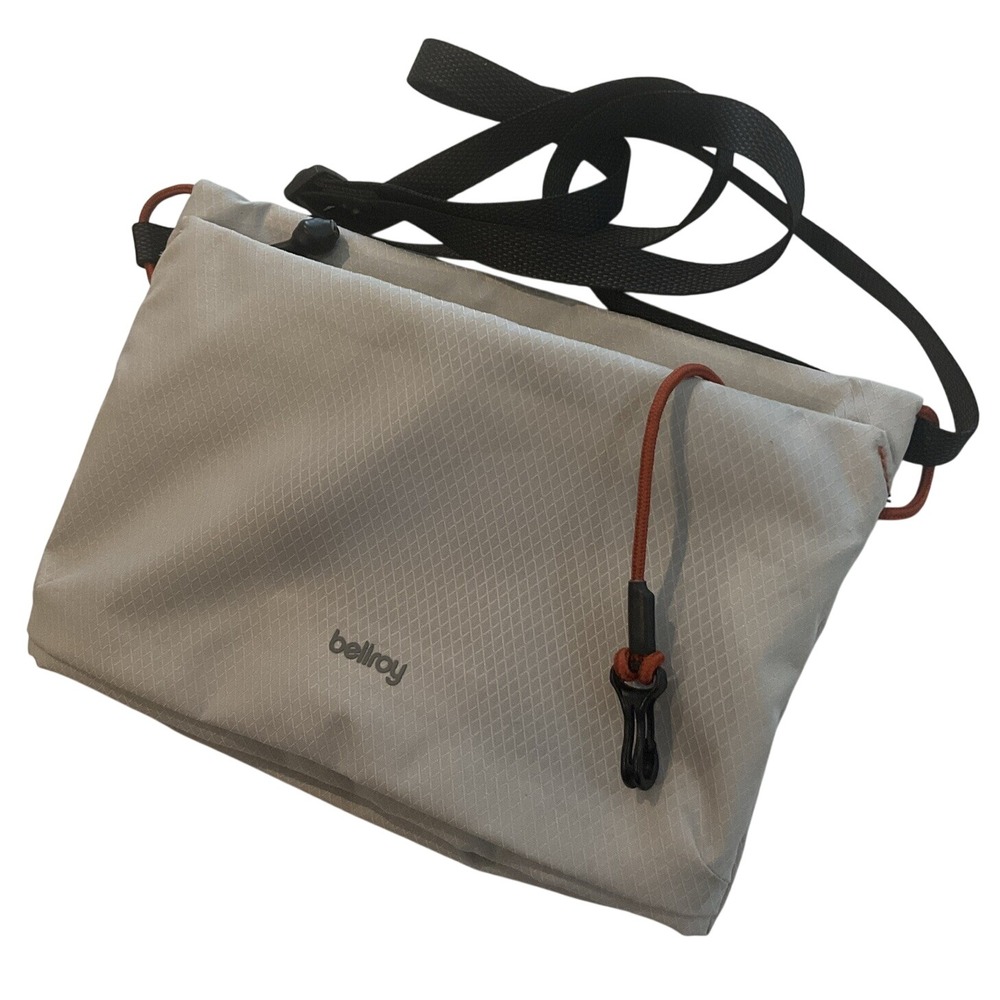 Bellroy‎ Lite Sacoche Crossbody Shoulder Bag Purse Slim Travel Bag Beige Black